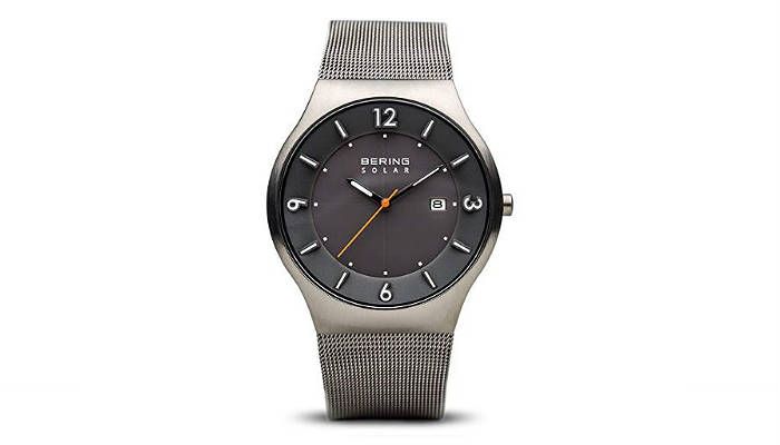 Orologi a energia solare hotsell